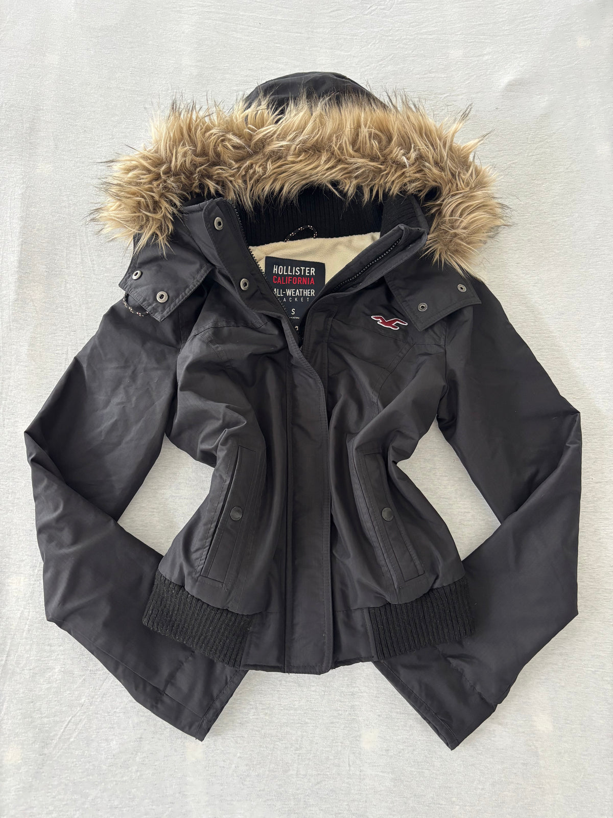 Hollister All-Weather Jacke Schwarz Fellkapuze Fleece Gr. S